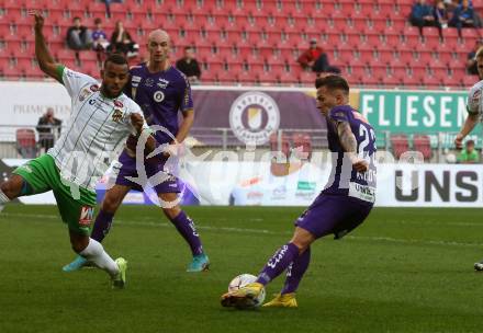 Fussball Bundesliga. SK Austria Klagenfurt gegen SC Austria Lustenau.   Florian Rieder, (Klagenfurt), Anderson Dos Santos Gomes  (Lustenau). Klagenfurt, am 8.10.2022.
Foto: Kuess
---
pressefotos, pressefotografie, kuess, qs, qspictures, sport, bild, bilder, bilddatenbank