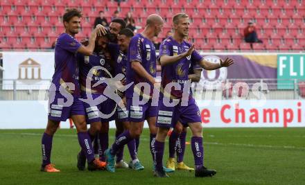 Fussball Bundesliga. SK Austria Klagenfurt gegen SC Austria Lustenau.  Torjubel Thorsten Mahrer, Kosmas Gkezos, Sinan Karweina, Nicolas Wimmer, Christopher Cvetko, Florian Rieder (Klagenfurt). Klagenfurt, am 8.10.2022.
Foto: Kuess
---
pressefotos, pressefotografie, kuess, qs, qspictures, sport, bild, bilder, bilddatenbank
