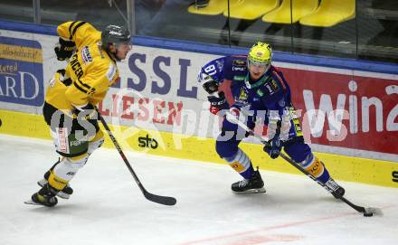EBEL. Eishockey Bundesliga. VSV gegen HC Pustertal Woelfe.  Marco Richter, (VSV),   Matthew Spencer  (Pustertal). Villach, am 14.10.2022.
Foto: Kuess
www.qspictures.net
---
pressefotos, pressefotografie, kuess, qs, qspictures, sport, bild, bilder, bilddatenbank