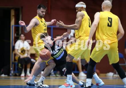 Basketball 2. Liga 2022/2023. Grunddurchgang 2. Runde.  Woerthersee Piraten gegen  Mattersburg Rocks.  Marin Sliskovic, Shawn L. Ray  (Piraten),  Robert Dembskis (Mattersburg). Klagenfurt, am 15.10.2022.
Foto: Kuess
www.qspictures.net
---
pressefotos, pressefotografie, kuess, qs, qspictures, sport, bild, bilder, bilddatenbank