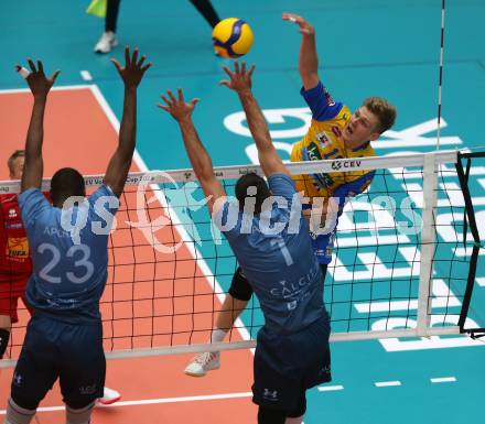 Volleyball. CEV Cup. SK Zadruga Aich/Dob gegen Calcit Kamnik.  Stefan Kaibald (Aich/Dob). Bleiburg, am 19.10.2022.
Foto: Kuess
---
pressefotos, pressefotografie, kuess, qs, qspictures, sport, bild, bilder, bilddatenbank