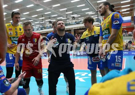 Volleyball. CEV Cup. SK Zadruga Aich/Dob gegen Calcit Kamnik. Trainer Zoran Kedacic  (Aich/Dob). Bleiburg, am 19.10.2022.
Foto: Kuess
---
pressefotos, pressefotografie, kuess, qs, qspictures, sport, bild, bilder, bilddatenbank