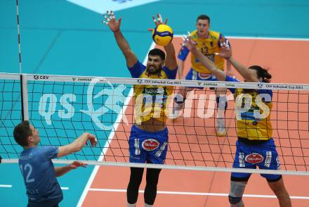 Volleyball. CEV Cup. SK Zadruga Aich/Dob gegen Calcit Kamnik.  Anastasios Aspiotis, Filip Madjunkov (Aich/Dob). Bleiburg, am 19.10.2022.
Foto: Kuess
---
pressefotos, pressefotografie, kuess, qs, qspictures, sport, bild, bilder, bilddatenbank