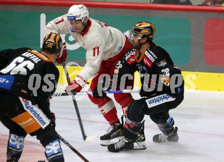 EBEL. Eishockey Bundesliga. EC KAC gegen  Steinbach Black Wings 1992. Lukas Haudum,   (KAC),  Martin Schumnig  (Black Wings). Klagenfurt, am 21.10.2022.
Foto: Kuess
www.qspictures.net
---
pressefotos, pressefotografie, kuess, qs, qspictures, sport, bild, bilder, bilddatenbank