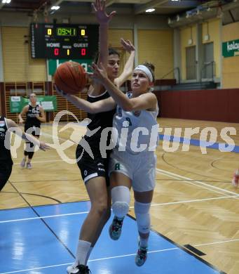 Basketball Damen Superliga. Grunddurchgang 4. Runde. KOS Celovec Damen gegen Basket Flames Women.  Antonia Ronacher (KOS),   Agatija Vukicevic (Basket Flames). Klagenfurt, 22.10.2022.
Foto: Kuess
---
pressefotos, pressefotografie, kuess, qs, qspictures, sport, bild, bilder, bilddatenbank