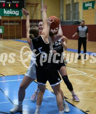 Basketball Damen Superliga. Grunddurchgang 4. Runde. KOS Celovec Damen gegen Basket Flames Women.  Nikolina Sofric (KOS), Franca Roedhammer  (Basket Flames). Klagenfurt, 22.10.2022.
Foto: Kuess
---
pressefotos, pressefotografie, kuess, qs, qspictures, sport, bild, bilder, bilddatenbank
