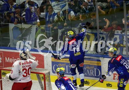 EBEL. Eishockey Bundesliga. EC VSV gegen EC Red Bull Salzburg.  Torjubel Felix Maxa (VSV). Villach, am 23.10.2022.
Foto: Kuess
www.qspictures.net
---
pressefotos, pressefotografie, kuess, qs, qspictures, sport, bild, bilder, bilddatenbank