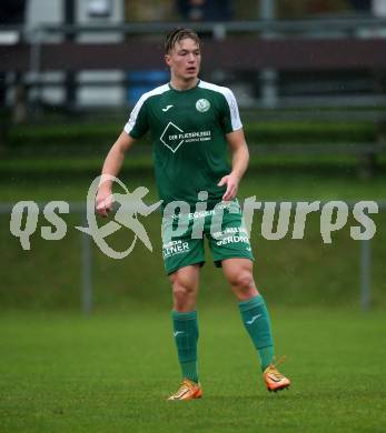 Fussball. Kaerntner Liga. Bleiburg gegen Lendorf.  Sandro Christoph Morgenstern (Lendorf). Bleiburg, am 22.10.2022.
Foto: Kuess
---
pressefotos, pressefotografie, kuess, qs, qspictures, sport, bild, bilder, bilddatenbank