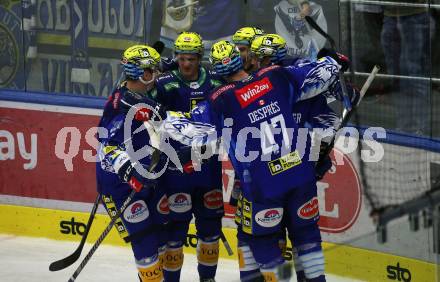 EBEL. Eishockey Bundesliga. EC VSV gegen EC Red Bull Salzburg.  Torjubel Dominik Grafenthin, Marco Richter, Felix Maxa, Arturs Kulda, Simon Despres (VSV). Villach, am 23.10.2022.
Foto: Kuess
www.qspictures.net
---
pressefotos, pressefotografie, kuess, qs, qspictures, sport, bild, bilder, bilddatenbank