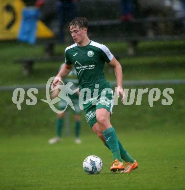 Fussball. Kaerntner Liga. Bleiburg gegen Lendorf.  Sandro Christoph Morgenstern
 (Lendorf). Bleiburg, am 22.10.2022.
Foto: Kuess
---
pressefotos, pressefotografie, kuess, qs, qspictures, sport, bild, bilder, bilddatenbank