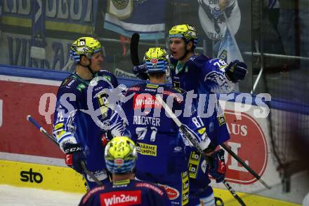 EBEL. Eishockey Bundesliga. EC VSV gegen EC Red Bull Salzburg. Torjubel Dominik Grafenthin, Marco Richter, Felix Maxa  (VSV). Villach, am 23.10.2022.
Foto: Kuess
www.qspictures.net
---
pressefotos, pressefotografie, kuess, qs, qspictures, sport, bild, bilder, bilddatenbank