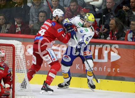 EBEL. Eishockey Bundesliga. EC KAC gegen  VSV.  Paul Postma, (KAC),  Marco Richter   (VSV). Klagenfurt, am 26.10.2022.
Foto: Kuess
www.qspictures.net
---
pressefotos, pressefotografie, kuess, qs, qspictures, sport, bild, bilder, bilddatenbank