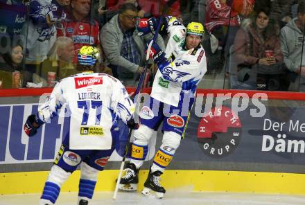 EBEL. Eishockey Bundesliga. EC KAC gegen  VSV. Torjubel Robert Sabolic, Philipp Lindner  (VSV). Klagenfurt, am 26.10.2022.
Foto: Kuess
www.qspictures.net
---
pressefotos, pressefotografie, kuess, qs, qspictures, sport, bild, bilder, bilddatenbank