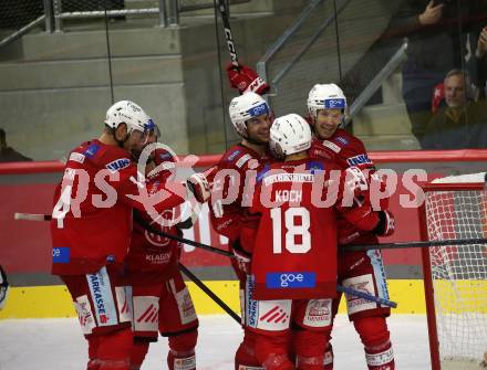 EBEL. Eishockey Bundesliga. EC KAC gegen  Hydro Fehervar AV 19. Torjubel Matthew Fraser, Lukas Haudum, Thomas Koch, Steven Strong, Paul Postma  (KAC). Klagenfurt, am 28.10.2022.
Foto: Kuess
www.qspictures.net
---
pressefotos, pressefotografie, kuess, qs, qspictures, sport, bild, bilder, bilddatenbank