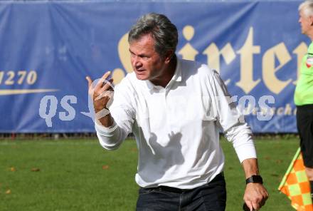 Fussball KFV Cup. KAC 1909 gegen SAK.  Trainer Klaus Thuller (KAC). Klagenfurt, am 26.10.2022.
Foto: Kuess
---
pressefotos, pressefotografie, kuess, qs, qspictures, sport, bild, bilder, bilddatenbank