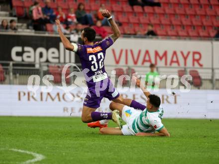 Fussball Bundesliga. SK Austria Klagenfurt gegen WSG Tirol.  Markus Pink  (Klagenfurt),  Raffael Behounek (Tirol). Klagenfurt, am 29.10.2022.
Foto: Kuess
---
pressefotos, pressefotografie, kuess, qs, qspictures, sport, bild, bilder, bilddatenbank