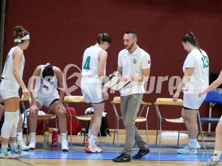 Basketball Damen Superliga. Grunddurchgang 5. Runde. KOS Celovec Damen gegen Vienna United Women.Trainer Jaka Siberle  (KOS). Klagenfurt, 29.10.2022.
Foto: Kuess
---
pressefotos, pressefotografie, kuess, qs, qspictures, sport, bild, bilder, bilddatenbank