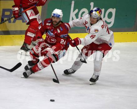 EBEL. Eishockey Bundesliga. EC KAC gegen  EC Red Bull Salzburg.  Steven Sztrong, (KAC),    Aljaz Predan  (Salzburg). Klagenfurt, am 30.10.2022.
Foto: Kuess
www.qspictures.net
---
pressefotos, pressefotografie, kuess, qs, qspictures, sport, bild, bilder, bilddatenbank