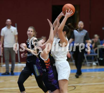 Basketball Damen Superliga. Grunddurchgang 5. Runde. KOS Celovec Damen gegen Vienna United Women.  Valentina Peulic (KOS), Marie-Christine Loderer  (Vienna United Women). Klagenfurt, 29.10.2022.
Foto: Kuess
---
pressefotos, pressefotografie, kuess, qs, qspictures, sport, bild, bilder, bilddatenbank
