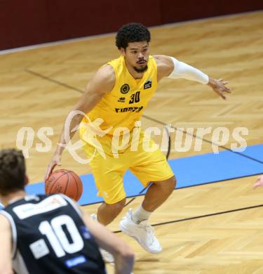 Basketball 2. Liga 2022/2023. Grunddurchgang 4. Runde.  	Woerthersee Piraten gegen  SWARCO RAIDERS Tirol.  Marcus Holyfield  (Piraten). Klagenfurt, am 30.10.2022.
Foto: Kuess
www.qspictures.net
---
pressefotos, pressefotografie, kuess, qs, qspictures, sport, bild, bilder, bilddatenbank