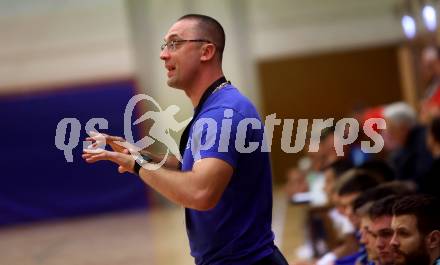 Handball. Cup. SVVW Klagenfurt gegen SC Ferlach.  Trainer Arnaudovski Risto  (Ferlach). Klagenfurt, am 5.11.2022.
Foto: Kuess


---
pressefotos, pressefotografie, kuess, qs, qspictures, sport, bild, bilder, bilddatenbank