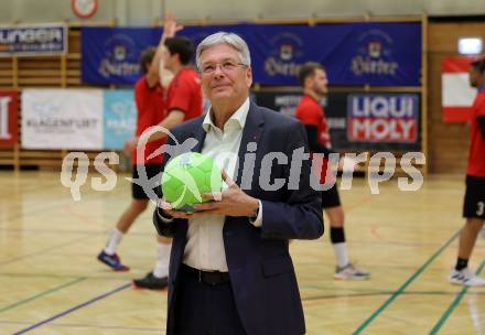 Handball. Cup. SVVW Klagenfurt gegen SC Ferlach. Landeshauptmann Peter Kaiser. Klagenfurt, am 5.11.2022.
Foto: Kuess


---
pressefotos, pressefotografie, kuess, qs, qspictures, sport, bild, bilder, bilddatenbank