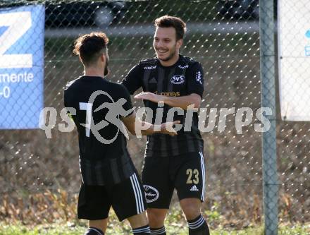 Fussball Kaerntner Liga. Koettmannsdorf gegen St. Jakob/Ros.. Torjubel Christoph Omann, Manuel Alexander Schuettelkopf ,   (St. Jakob). KLagenfurt, am 5.11.2022.
Foto: Kuess

---
pressefotos, pressefotografie, kuess, qs, qspictures, sport, bild, bilder, bilddatenbank