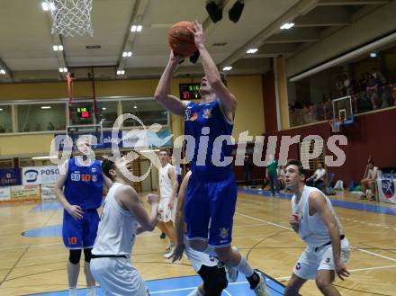 Basketball 2. Liga 2022/2023. Grunddurchgang 6. Runde.  KOS Celovec gegen  BBU Salzburg.    Maximilian Seher (KOS),  Thomas Buchegger (Salzburg). Klagenfurt, am 12.11.2022.
Foto: Kuess
www.qspictures.net
---
pressefotos, pressefotografie, kuess, qs, qspictures, sport, bild, bilder, bilddatenbank
