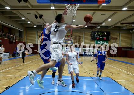 Basketball 2. Liga 2022/2023. Grunddurchgang 6. Runde.  KOS Celovec gegen  BBU Salzburg.    Andi Smrtnik (KOS), Asdren Drew Koka  (Salzburg). Klagenfurt, am 12.11.2022.
Foto: Kuess
www.qspictures.net
---
pressefotos, pressefotografie, kuess, qs, qspictures, sport, bild, bilder, bilddatenbank