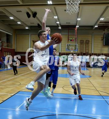 Basketball 2. Liga 2022/2023. Grunddurchgang 6. Runde.  KOS Celovec gegen  BBU Salzburg.    Andi Smrtnik (KOS), Asdren Drew Koka  (Salzburg). Klagenfurt, am 12.11.2022.
Foto: Kuess
www.qspictures.net
---
pressefotos, pressefotografie, kuess, qs, qspictures, sport, bild, bilder, bilddatenbank