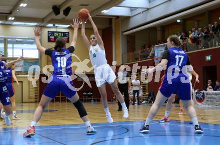 Basketball Damen. AUSTRIA CUP.  KOS Celovec Damen gegen UBSC-DBBC Graz.  Valentina Peulic (KOS), Ajla Meskic (Graz). Klagenfurt, 12.11.2022.
Foto: Kuess
---
pressefotos, pressefotografie, kuess, qs, qspictures, sport, bild, bilder, bilddatenbank