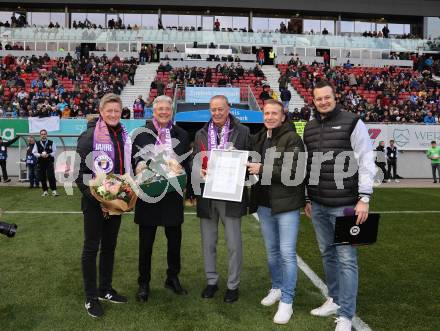 Fussball Bundesliga. SK Austria Klagenfurt gegen FC Red Bull Salzburg.  Arno Arthofer, Peter Kaiser, Walter Ludescher, Klaus Mitterdorfer, Patrick Jochum (Klagenfurt). Klagenfurt, am 13.11.2022.
Foto: Kuess
---
pressefotos, pressefotografie, kuess, qs, qspictures, sport, bild, bilder, bilddatenbank