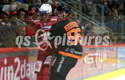 EBEL. Eishockey Bundesliga. EC KAC gegen  Moser Medical Graz99ers.  Vallant Thomas (KAC),    Zalewski Mike (Graz). Klagenfurt, am 15.11.2022.
Foto: Kuess
www.qspictures.net
---
pressefotos, pressefotografie, kuess, qs, qspictures, sport, bild, bilder, bilddatenbank