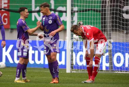 Fussball Woertherseecup. SK Austria Klagenfurt gegen GAK. Torjubel Christopher Wernitznig, Sinan Karweina (Austria Klagenfurt). Klagenfurt, am 19.11.2022.
Foto: Kuess
---
pressefotos, pressefotografie, kuess, qs, qspictures, sport, bild, bilder, bilddatenbank