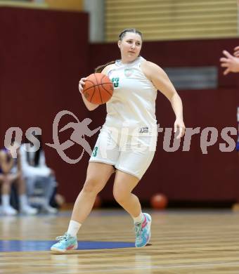 Basketball Damen Superliga. Grunddurchgang 7. Runde. KOS Celovec Damen gegen UBSC-DBBC Graz. Lena WeiÃenbrunner  (KOS). Klagenfurt, 20.11.2022.
Foto: Kuess
---
pressefotos, pressefotografie, kuess, qs, qspictures, sport, bild, bilder, bilddatenbank