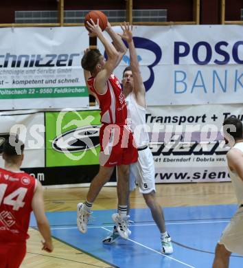 Basketball 2. Liga 2022/2023. Grunddurchgang 7. Runde.  KOS Celovec gegen  Upper Austrian Ballers.  Andi Smrtnik  (KOS), Dejan Kovacevic  (Austrian Ballers). Klagenfurt, am 20.11.2022.
Foto: Kuess
www.qspictures.net
---
pressefotos, pressefotografie, kuess, qs, qspictures, sport, bild, bilder, bilddatenbank