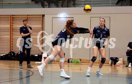 Volleyball. Challenge Cup 2022/23. ATSC Kelag Wildcats Klagenfurt gegen VK Prostejov.   Magdalena Rabitsch, Katerina Pavelkova (Wildcats). Klagenfurt, 23.11.2022.
Foto: Kuess
---
pressefotos, pressefotografie, kuess, qs, qspictures, sport, bild, bilder, bilddatenbank