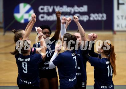 Volleyball. Challenge Cup 2022/23. ATSC Kelag Wildcats Klagenfurt gegen VK Prostejov.   Jubel (Wildcats). Klagenfurt, 23.11.2022.
Foto: Kuess
---
pressefotos, pressefotografie, kuess, qs, qspictures, sport, bild, bilder, bilddatenbank