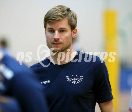 Volleyball. Challenge Cup 2022/23. ATSC Kelag Wildcats Klagenfurt gegen VK Prostejov.   Trainer Stefan Spirk (Wildcats). Klagenfurt, 23.11.2022.
Foto: Kuess
---
pressefotos, pressefotografie, kuess, qs, qspictures, sport, bild, bilder, bilddatenbank