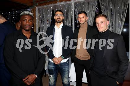 Fussball Bundesliga. WAC Redoute.   Kevin Bukusu, Vergos Nikos, Matteo Anzolin, Jonathan Scherzer Wolfsberg, am 19.11.2022.
Foto: Kuess
---
pressefotos, pressefotografie, kuess, qs, qspictures, sport, bild, bilder, bilddatenbank