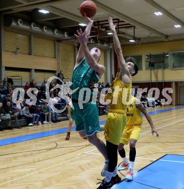 Basketball 2. Liga 2022/2023. Grunddurchgang 8. Runde. Woerthersee Piraten gegen  KOS Celovec. Felix Leindecker   (Piraten),  Andi Smrtnik (KOS). Klagenfurt, am 26.11.2022.
Foto: Kuess
www.qspictures.net
---
pressefotos, pressefotografie, kuess, qs, qspictures, sport, bild, bilder, bilddatenbank