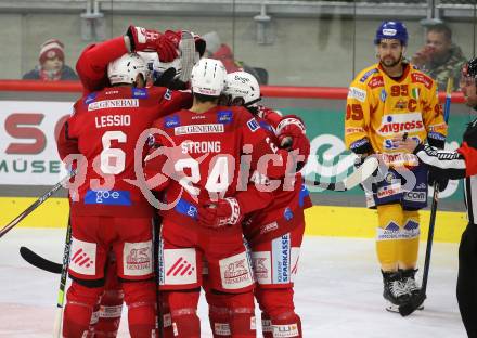 EBEL. Eishockey Bundesliga. EC KAC gegen  Asiago Hockey.  Torjubel Steven Strong, Thomas Hundertpfund, Samuel Witting, Lucas Lessio, Paul Postma (KAC). Klagenfurt, am 27.11.2022.
Foto: Kuess
www.qspictures.net
---
pressefotos, pressefotografie, kuess, qs, qspictures, sport, bild, bilder, bilddatenbank