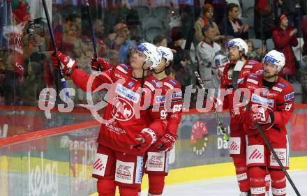 EBEL. Eishockey Bundesliga. EC KAC gegen  Asiago Hockey.  Clemens Unterweger, Rihards Bukarts (KAC). Klagenfurt, am 27.11.2022.
Foto: Kuess
www.qspictures.net
---
pressefotos, pressefotografie, kuess, qs, qspictures, sport, bild, bilder, bilddatenbank