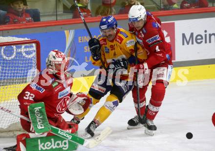 EBEL. Eishockey Bundesliga. EC KAC gegen  Asiago Hockey. SEbastian Dahm, Clemens Unterweger, (KAC),   Giordano Finoro   (Asiago Hockey). Klagenfurt, am 27.11.2022.
Foto: Kuess
www.qspictures.net
---
pressefotos, pressefotografie, kuess, qs, qspictures, sport, bild, bilder, bilddatenbank