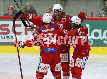 EBEL. Eishockey Bundesliga. EC KAC gegen  Asiago Hockey.  Torjubel Steven Strong, Thomas Hundertpfund, Samuel Witting (KAC). Klagenfurt, am 27.11.2022.
Foto: Kuess
www.qspictures.net
---
pressefotos, pressefotografie, kuess, qs, qspictures, sport, bild, bilder, bilddatenbank