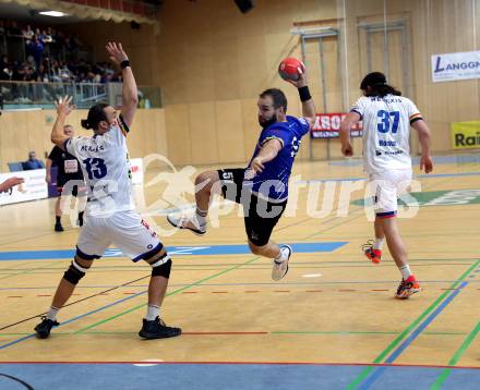 Handball Bundesliga. SC kelag Ferlach gegen ALPLA HC Hard.  Leban Patrik (Ferlach),     Frederic Wuestner (Hard). Ferlach, 2.12.2022.
Foto: Kuess

---
pressefotos, pressefotografie, kuess, qs, qspictures, sport, bild, bilder, bilddatenbank