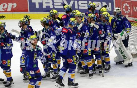 EBEL. Eishockey Bundesliga. EC VSV gegen EC KAC.   Jubel   (VSV). Villach, am 2.12.2022.
Foto: Kuess
www.qspictures.net
---
pressefotos, pressefotografie, kuess, qs, qspictures, sport, bild, bilder, bilddatenbank