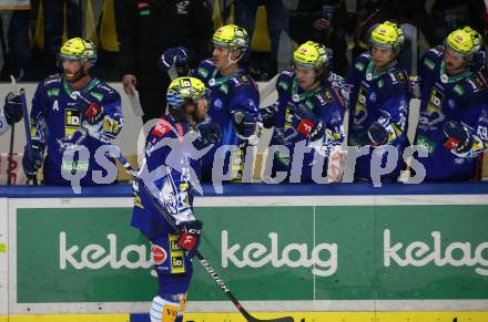 EBEL. Eishockey Bundesliga. EC VSV gegen EC KAC.   Torjubel Chris Collins  (VSV). Villach, am 2.12.2022.
Foto: Kuess
www.qspictures.net
---
pressefotos, pressefotografie, kuess, qs, qspictures, sport, bild, bilder, bilddatenbank