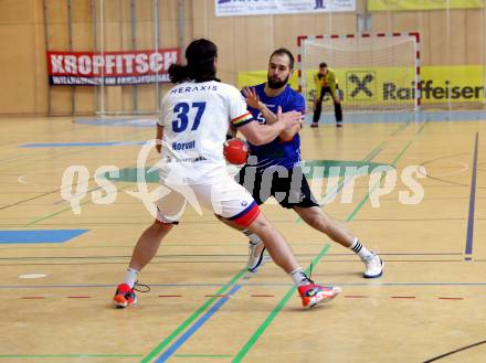 Handball Bundesliga. SC kelag Ferlach gegen ALPLA HC Hard.  Leban Patrik (Ferlach),     	Ivan Horvat (Hard). Ferlach, 2.12.2022.
Foto: Kuess

---
pressefotos, pressefotografie, kuess, qs, qspictures, sport, bild, bilder, bilddatenbank