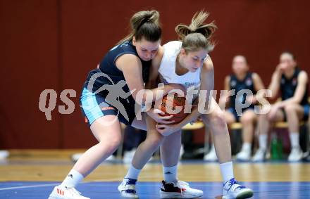 Basketball Damen Superliga. Grunddurchgang 8. Runde. KOS Celovec Damen gegen Vienna Timberwolves.  Lana Santelj (KOS),  Antonia Dumancic (Vienna Timberwolves). Klagenfurt, 3.12.2022.
Foto: Kuess
---
pressefotos, pressefotografie, kuess, qs, qspictures, sport, bild, bilder, bilddatenbank